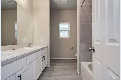 4603 Bay Vista Drive, Baytown, TX 77523 - Photo 10