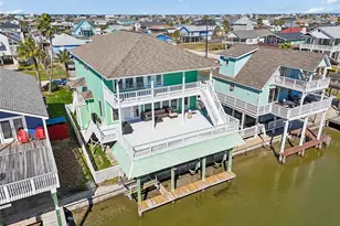 22105 Zapata Dr, Galveston, TX 77554 - Photo 36