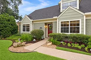 6023 Beaudry Dr, Houston, TX 77035 - Photo 2