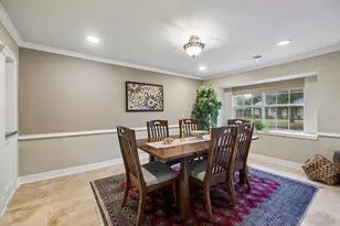 6023 Beaudry Dr, Houston, TX 77035 - Photo 10
