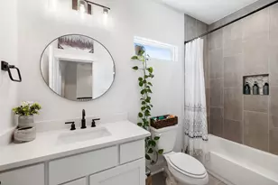 817 W 19th St, Houston, TX 77008 - Photo 20