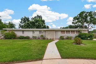 10811 McClearen Dr, Houston, TX 77096 - Photo 2