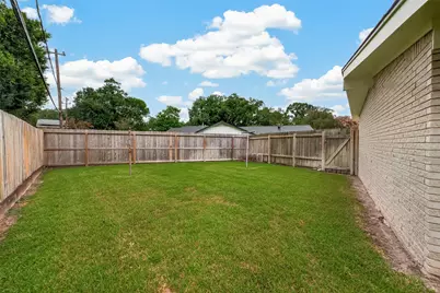 10811 McClearen Drive, Houston, TX 77096 - Photo 4