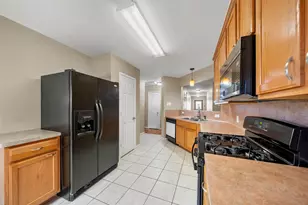 26903 Castlecliff Ln, Kingwood, TX 77339 - Photo 12