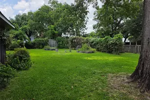 815 E Washington Ave, Navasota, TX 77868 - Photo 12
