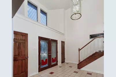 319 S Rivershire Drive, Conroe, TX 77304 - Photo 2