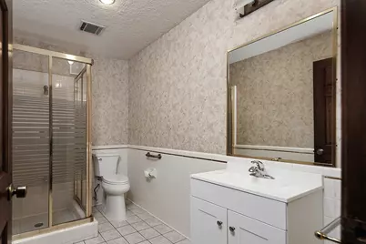 319 S Rivershire Drive, Conroe, TX 77304 - Photo 16
