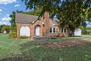 903 N Lasalle St, Navasota, TX 77868 - Photo 4