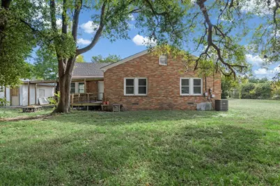 903 N La Salle Street, Navasota, TX 77868 - Photo 32