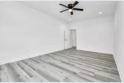 9315 Ashville Drive #A B, Houston, TX 77051 - Photo 14