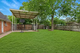 3501 Tanglewood Dr, Bryan, TX 77802 - Photo 22