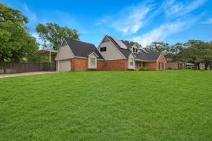 3501 Tanglewood Dr, Bryan, TX 77802 - Photo 2