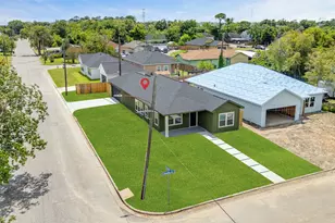 1301 Hawthorne St, Baytown, TX 77520 - Photo 1
