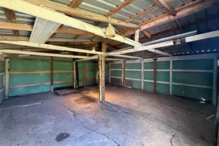 503 S Texana St, Hallettsville, TX 77964 - Photo 40