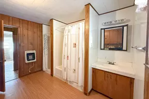 503 S Texana St, Hallettsville, TX 77964 - Photo 22