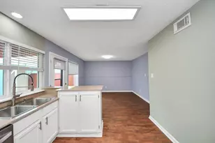 7508 Stewart Rd, Galveston, TX 77551 - Photo 22