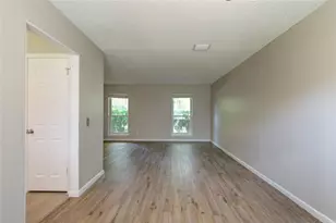 3822 Green Fields Dr, Sugar Land, TX 77479 - Photo 6