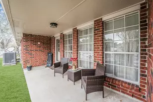 822 W Country Meadows Ln, Pearland, TX 77584 - Photo 36