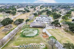 822 W Country Meadows Ln, Pearland, TX 77584 - Photo 48