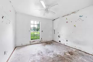 2719 Fm 524, Sweeny, TX 77480 - Photo 16