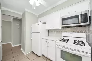44 Tri Oaks Ln, Houston, TX 77043 - Photo 8