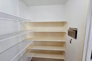 1271 W 17th St, Houston, TX 77008 - Photo 24