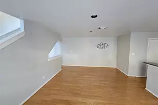 1271 W 17th St, Houston, TX 77008 - Photo 10