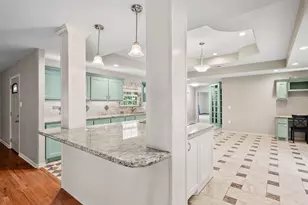 2004 Northshore Dr, Conroe, TX 77304 - Photo 4