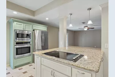 2004 Northshore Drive, Conroe, TX 77304 - Photo 6