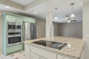 2004 Northshore Dr, Conroe, TX 77304 - Photo 6