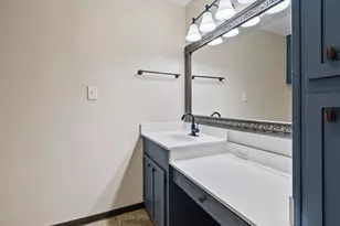 2004 Northshore Dr, Conroe, TX 77304 - Photo 10