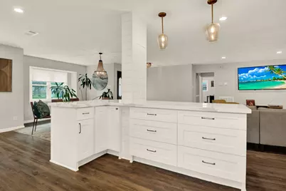 9710 Bob White Drive, Houston, TX 77096 - Photo 8