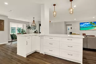 9710 Bob White Dr, Houston, TX 77096 - Photo 8