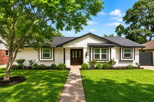 9710 Bob White Dr, Houston, TX 77096 - Photo 1