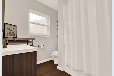 9710 Bob White Drive, Houston, TX 77096 - Photo 28