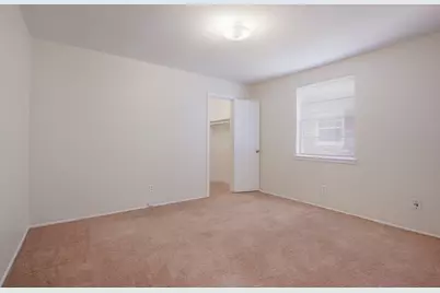 4430 Grapevine Street, Houston, TX 77045 - Photo 10