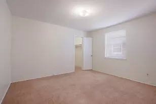 4430 Grapevine St, Houston, TX 77045 - Photo 10
