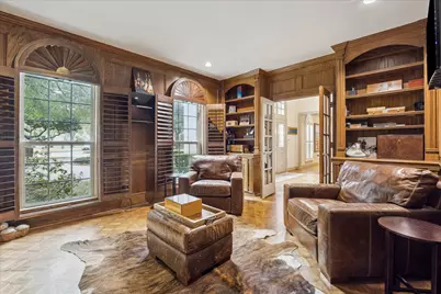 5 Lochtyne Circle, Houston, TX 77024 - Photo 4