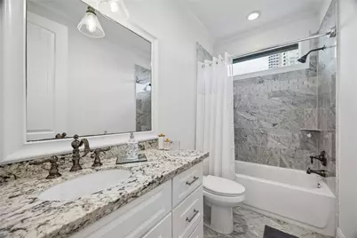 2031 Sheridan Street #A, Houston, TX 77030 - Photo 30