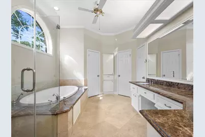 7 Wellesley Drive, Conroe, TX 77304 - Photo 12