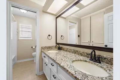 7 Wellesley Drive, Conroe, TX 77304 - Photo 20