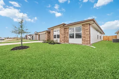 1722 Windway Court, Rosenberg, TX 77469 - Photo 2