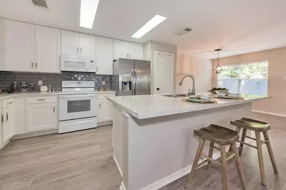 42 Musgrove Place, The Woodlands, TX 77382 - Photo 8