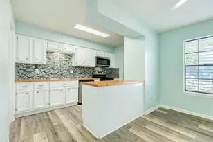 711 7th St, Galveston, TX 77550 - Photo 6