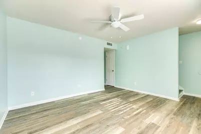 711 7th Street #5, Galveston, TX 77550 - Photo 4