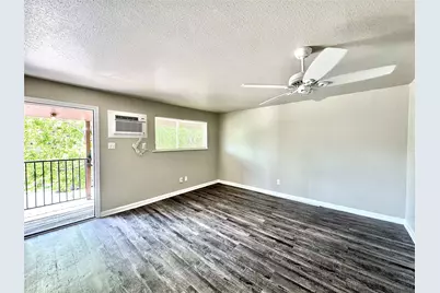 1756 W Main Street #22, Houston, TX 77098 - Photo 2