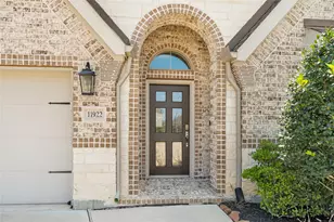 11922 Alwadi Ct, Richmond, TX 77406 - Photo 2