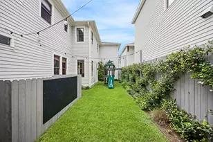 335 W 23rd St, Houston, TX 77008 - Photo 34