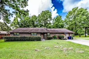3304 Parr Dr, Huntsville, TX 77340 - Photo 2