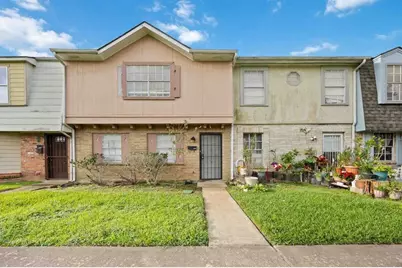8456 Leawood Boulevard, Houston, TX 77072 - Photo 2